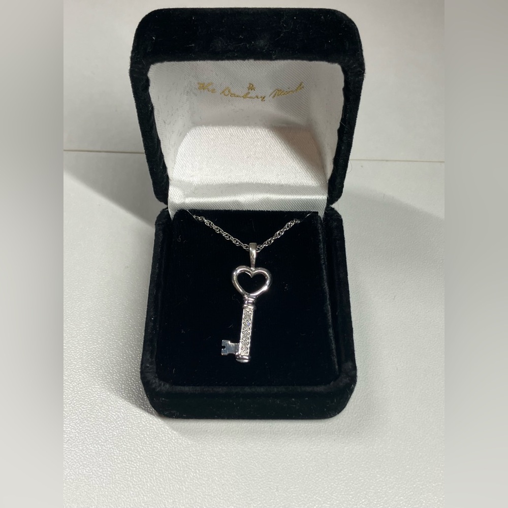 Vintage Danbury Mint 925 Necklace IOB NIB